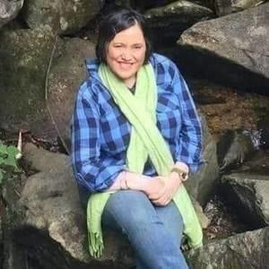 Meet your Posher, Ivy